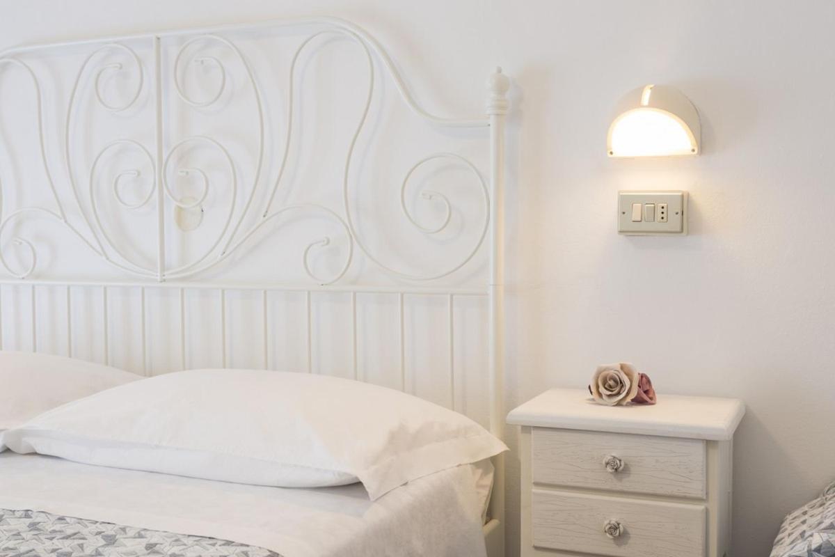 Room And Breakfast Da Laura Белларія-Іджеа-Марина Екстер'єр фото
